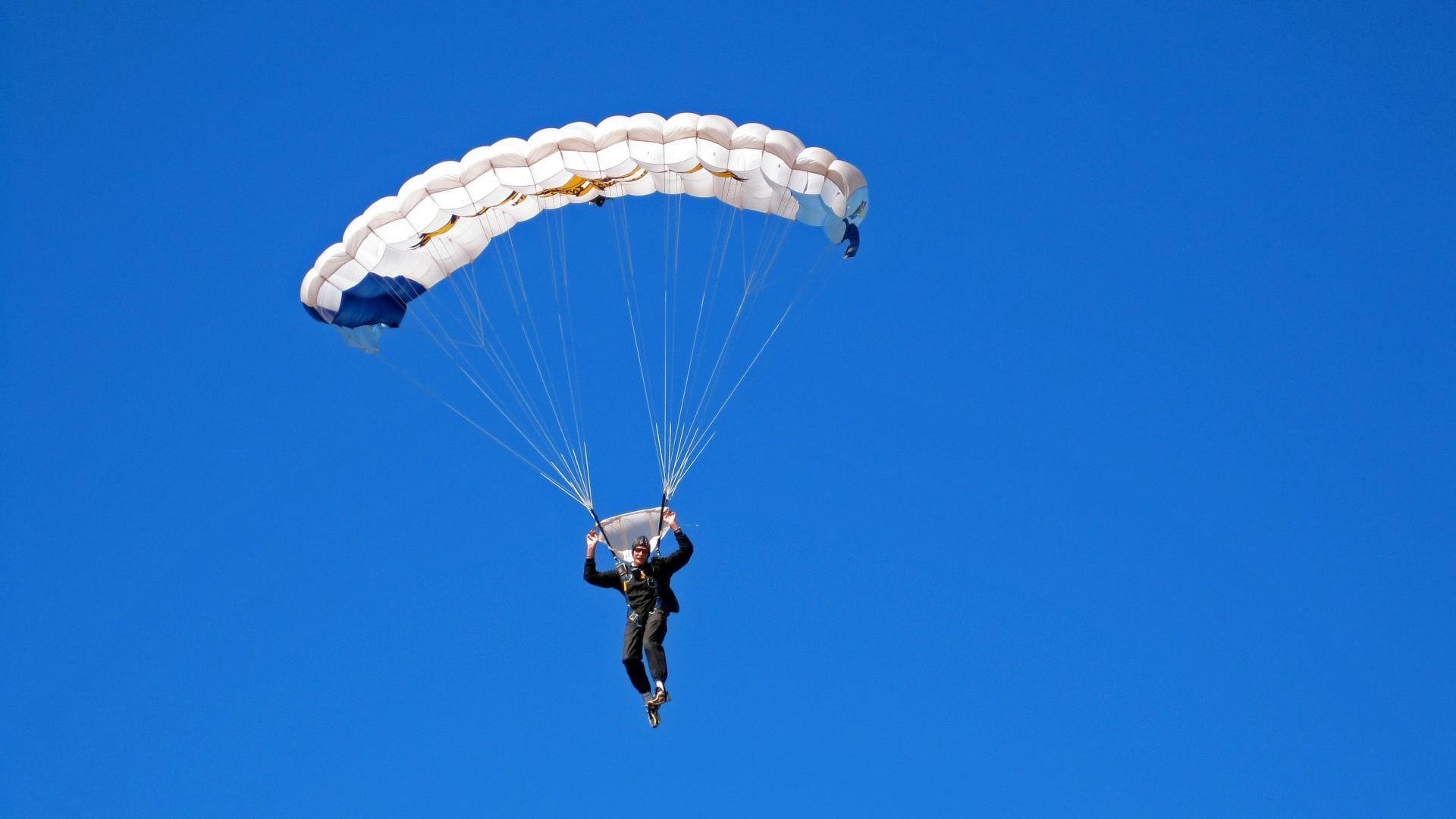 Aster战术打法多样化，aster战绩